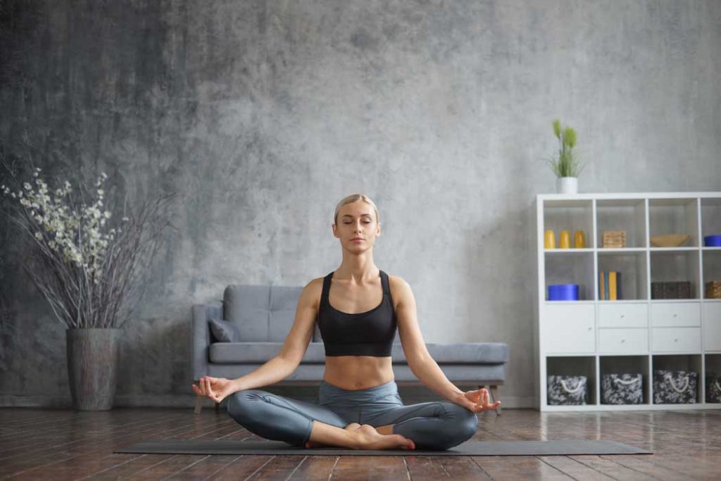 Yoga em São Paulo - Praticantes em espaço terapêutico